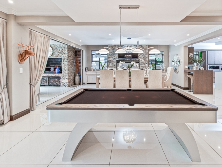 5 Bedroom Property for Sale in Pecanwood Estate North West